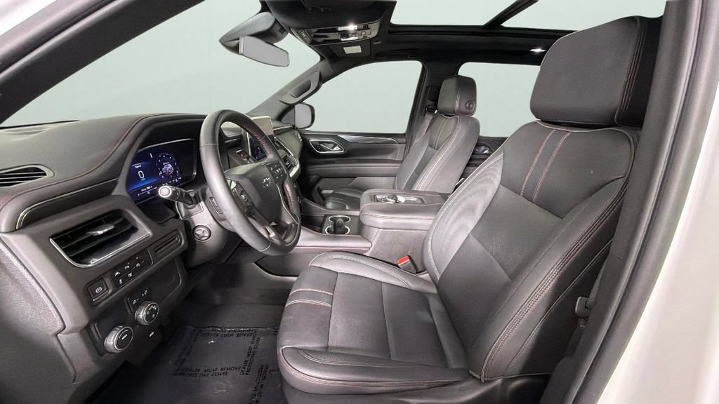 Certified 2023 Chevrolet Suburban RST w/ Luxury Package RWD image 17