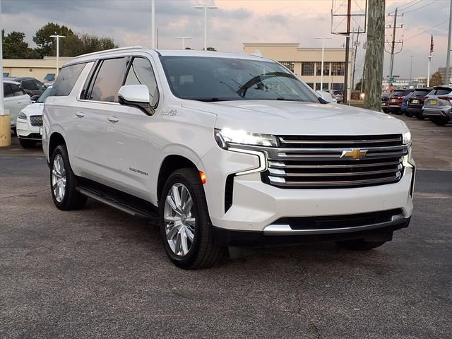 Used 2023 Chevrolet Suburban High Country image 21