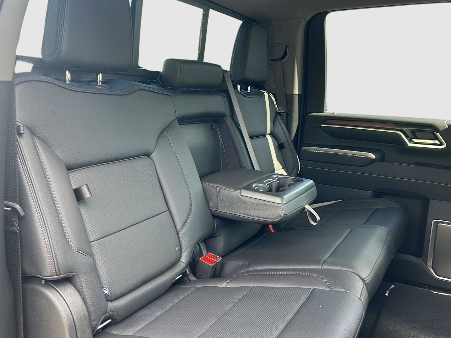 New 2026 GMC Sierra 2500 Denali w/ Max Trailering Package AWD/4WD image 28