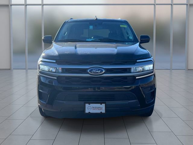 Used 2024 Ford Expedition Max XLT AWD/4WD image 2