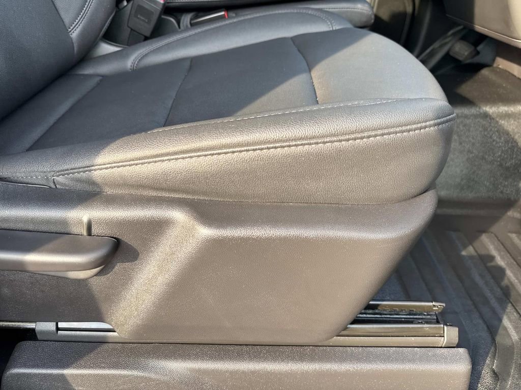 Used 2024 Chevrolet Silverado 1500 W/T image 11