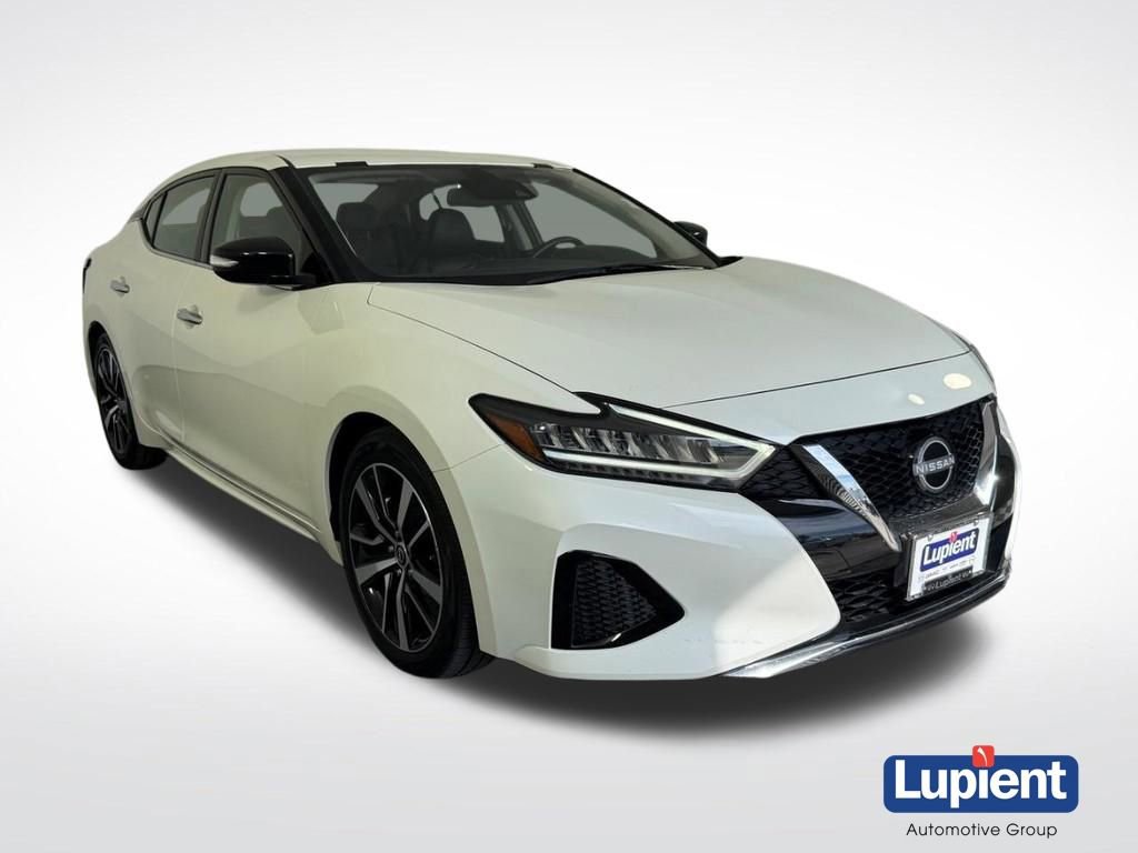 Used 2023 Nissan Maxima SV w/ Floor Mat Group