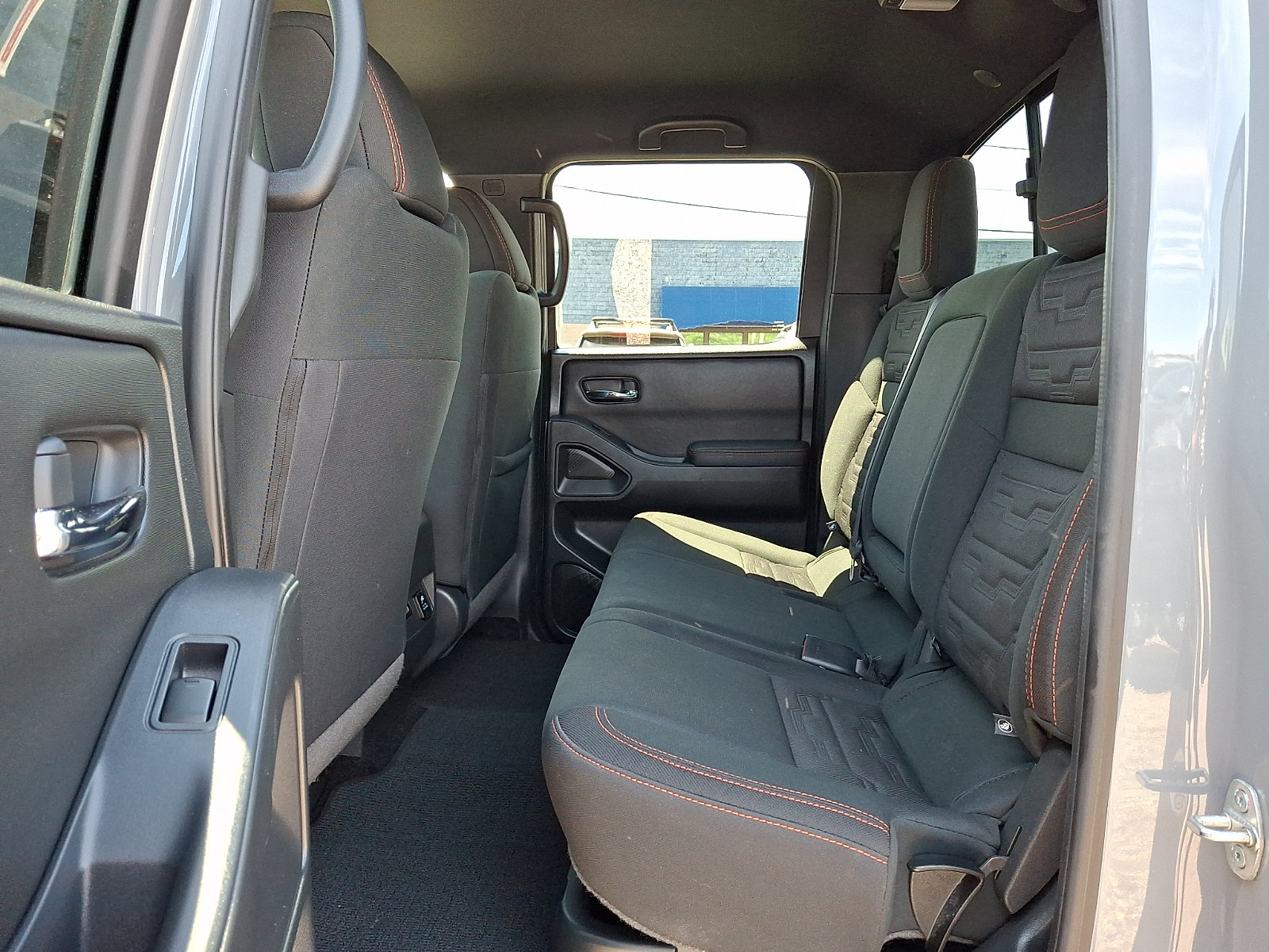 Certified 2023 Nissan Frontier PRO-4X w/ Pro Convenience Package AWD/4WD image 10