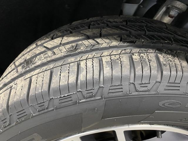 Used 2020 Jeep Grand Cherokee Limited image 40