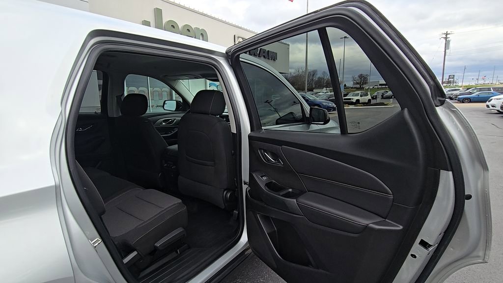 Used 2019 Chevrolet Traverse LS image 18