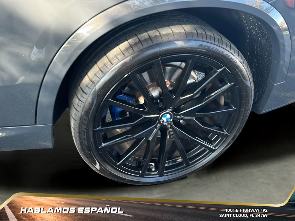 Used 2021 BMW X5 M50i w/ Parking Assistance Package image 11