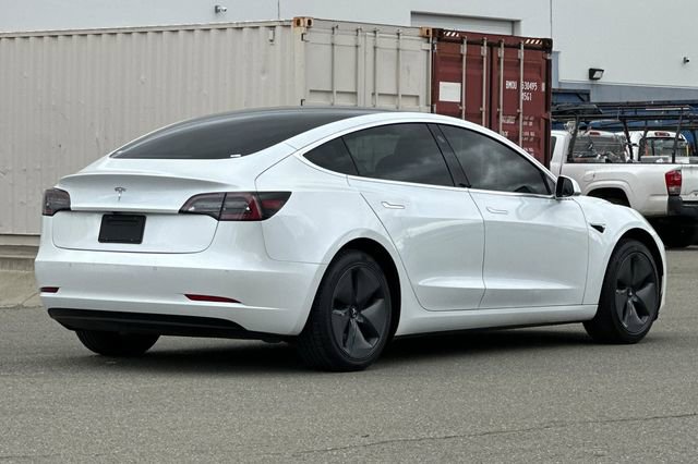 Used 2020 Tesla Model 3 RWD image 4