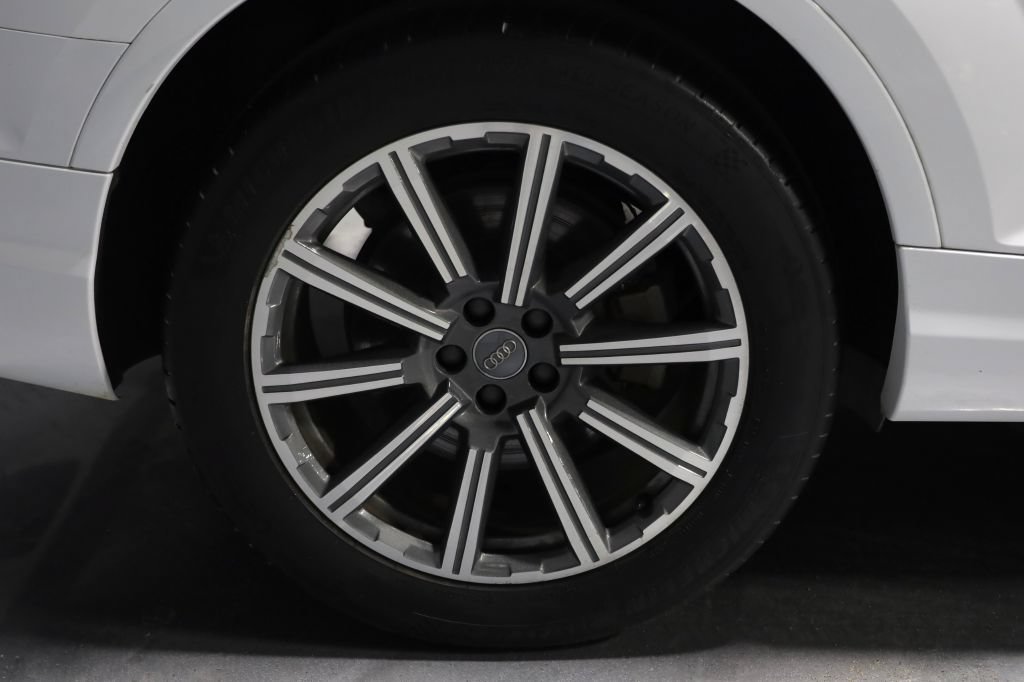 Used 2017 Audi Q7 3.0T Premium Plus AWD/4WD image 50