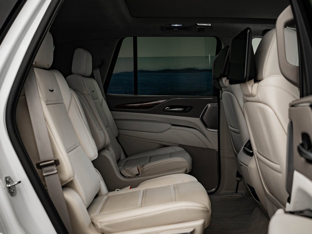 Used 2023 Cadillac Escalade Premium Luxury Platinum image 48