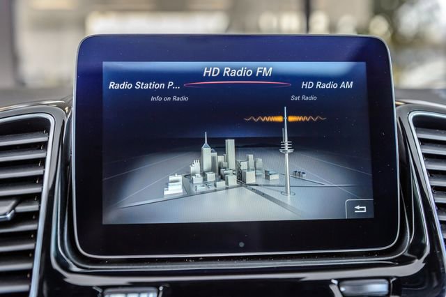 Used 2017 Mercedes-Benz GLS 450 4MATIC image 23