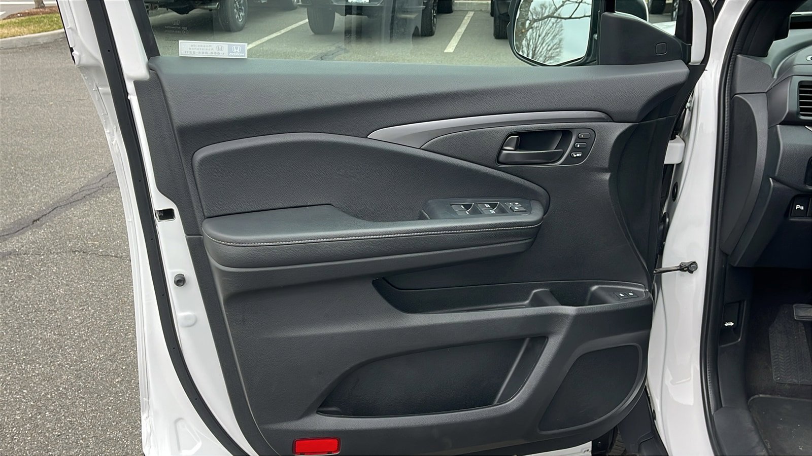 Used 2023 Honda Passport EX-L image 8