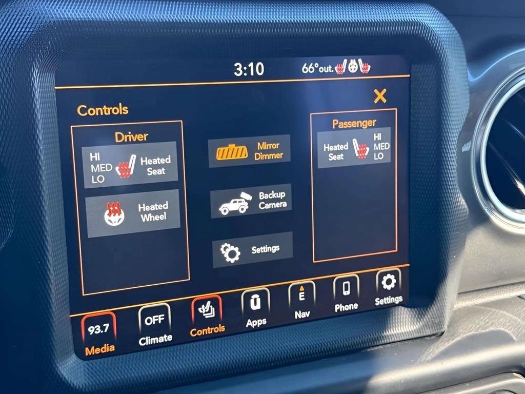 Used 2022 Jeep Wrangler Unlimited Sahara w/ Cold Weather Group image 21