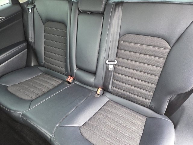 Used 2017 Ford Fusion SE w/ Equipment Group 201A image 14