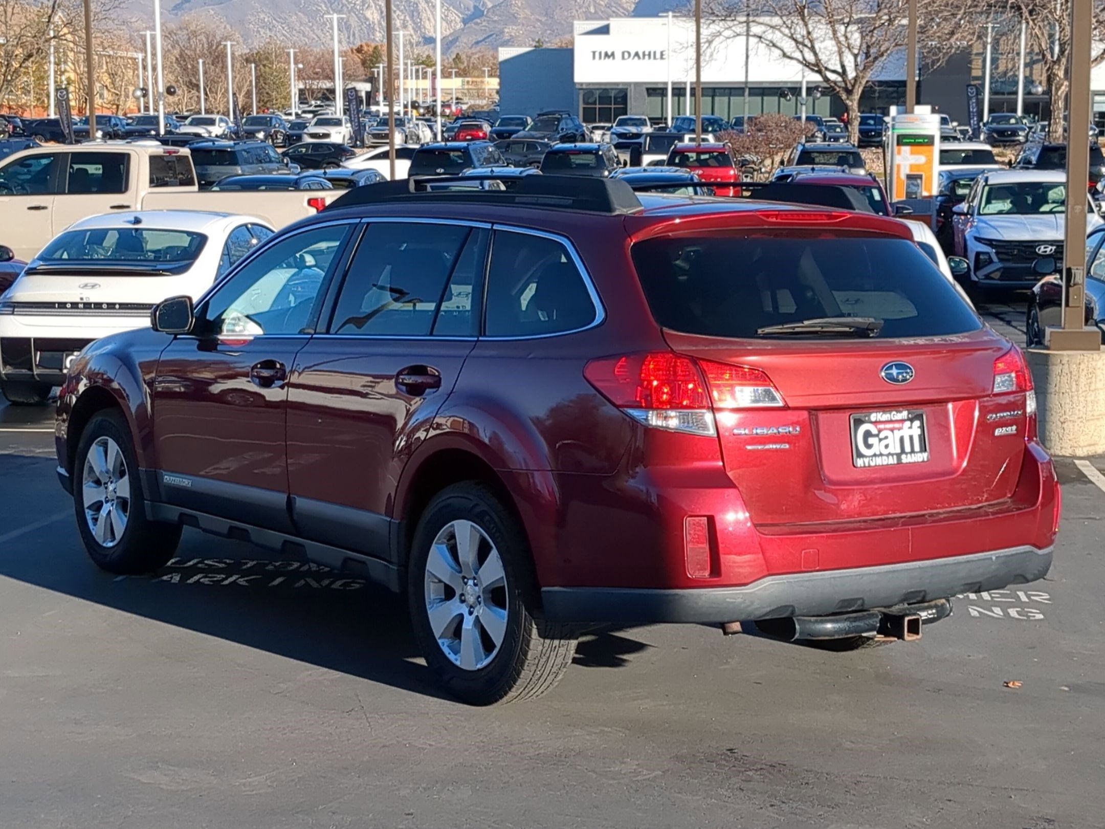 Used 2012 Subaru Outback 2.5i Premium w/ All-Weather Pkg image 8