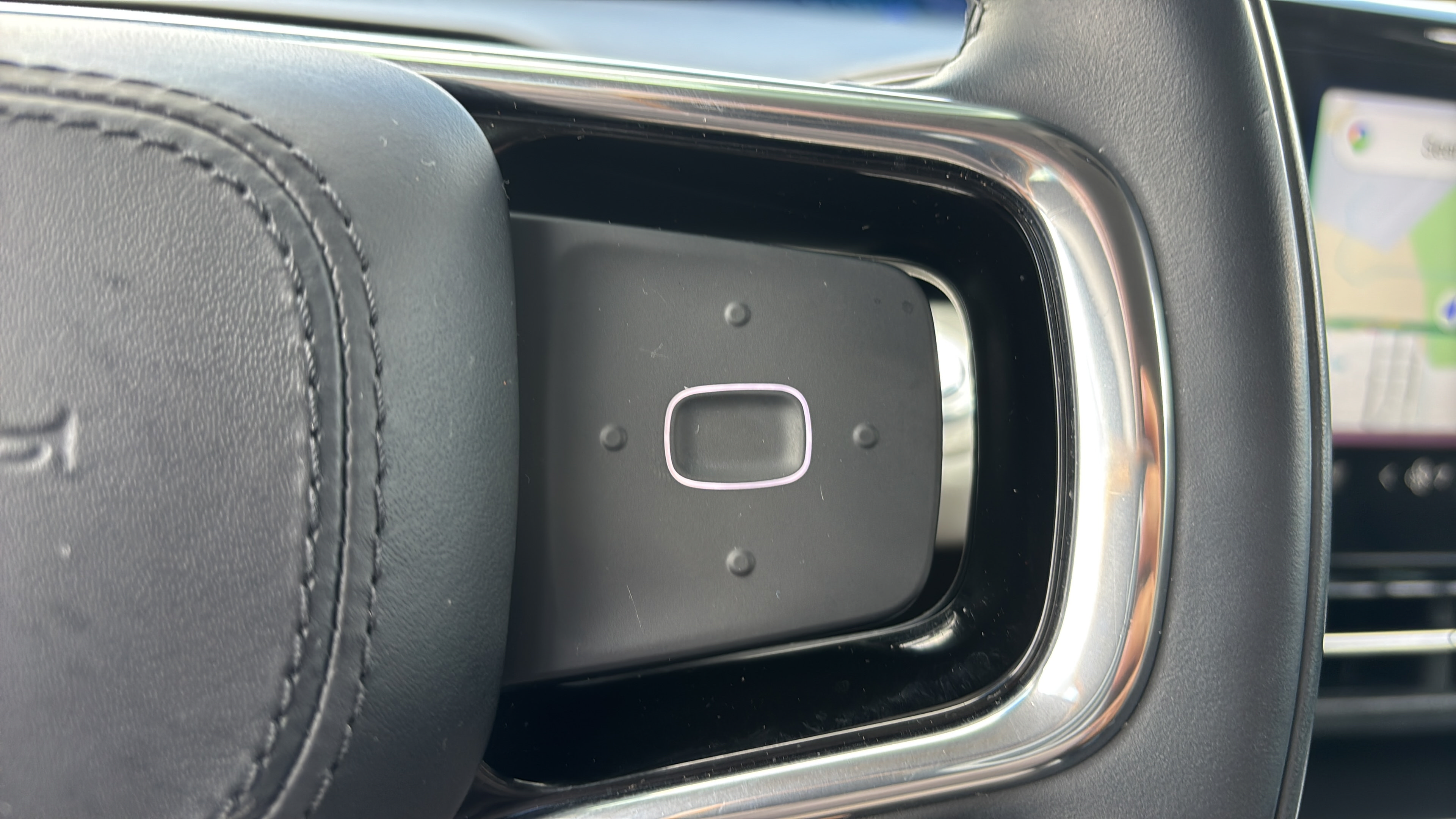 Used 2025 Lincoln Nautilus Premier AWD/4WD image 22