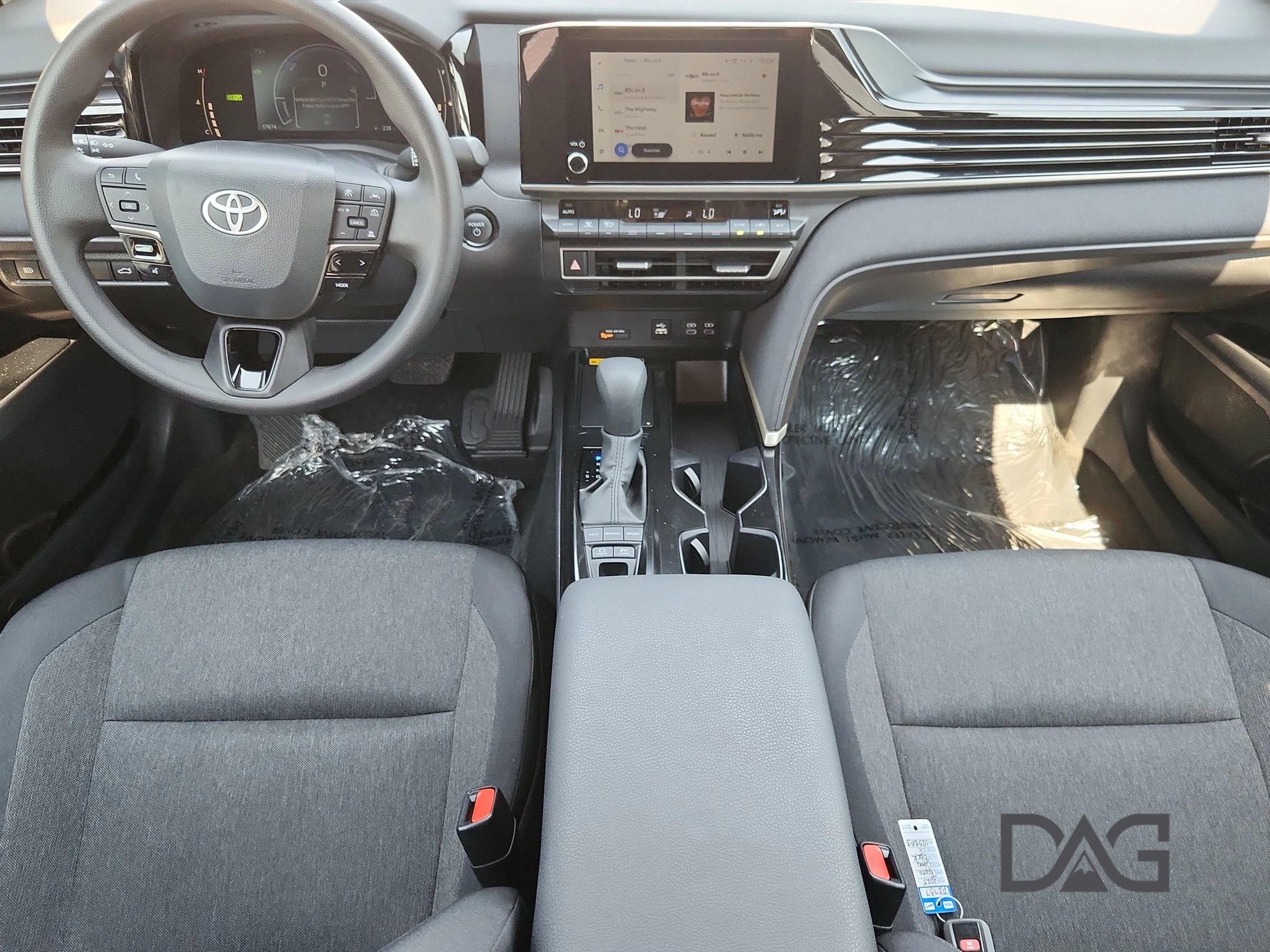 Used 2025 Toyota Camry LE image 18