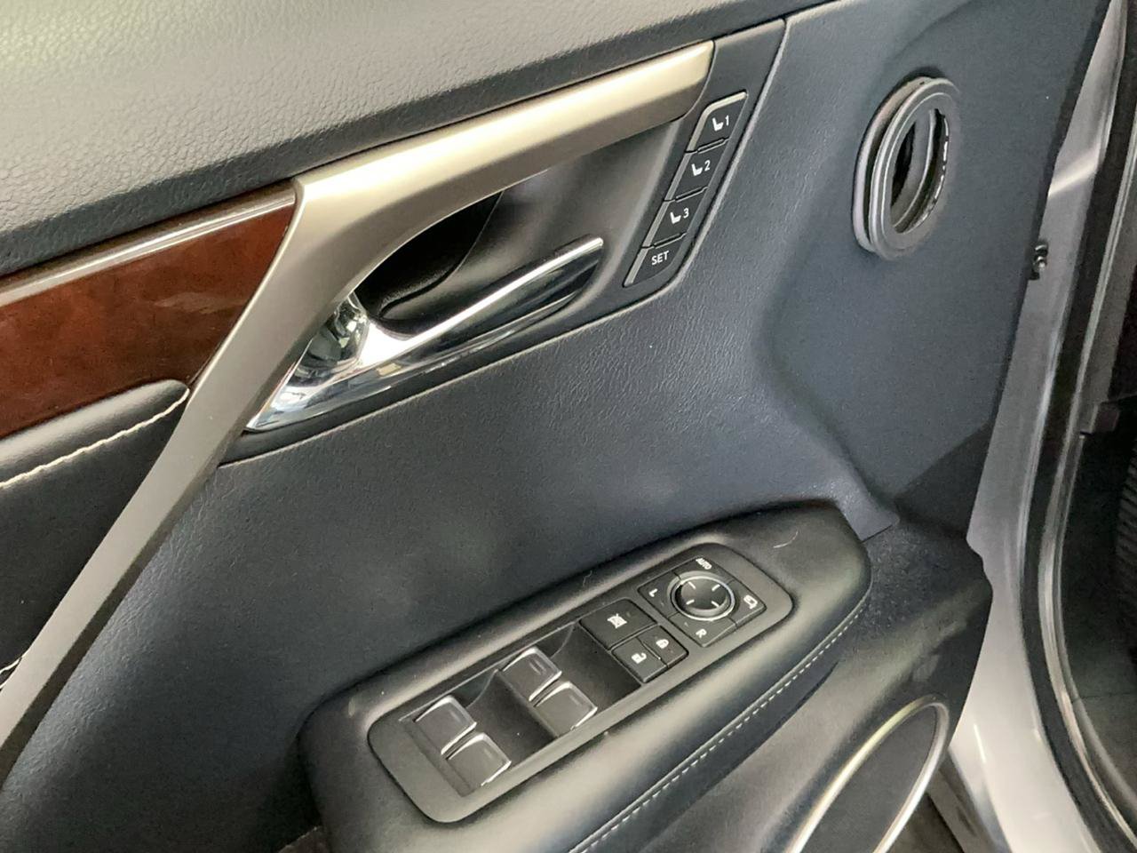 Used 2019 Lexus RX 350 AWD w/ Navigation Package image 17