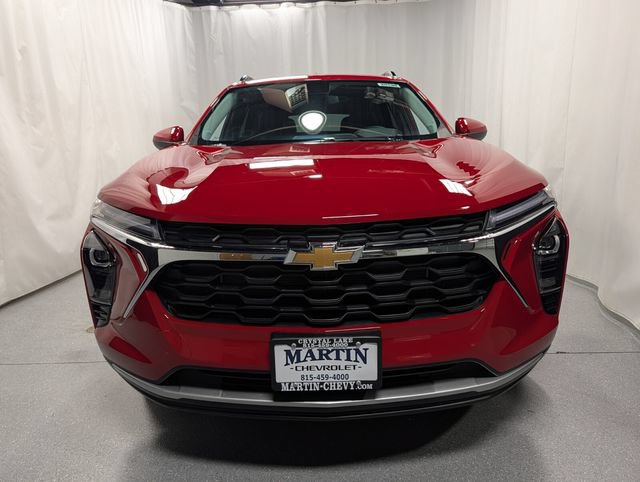 New 2026 Chevrolet Trax LT w/ Driver Confidence Package FWD image 8
