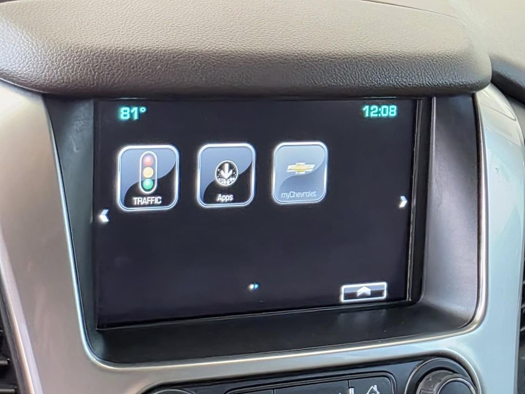 Used 2019 Chevrolet Suburban LT RWD image 18