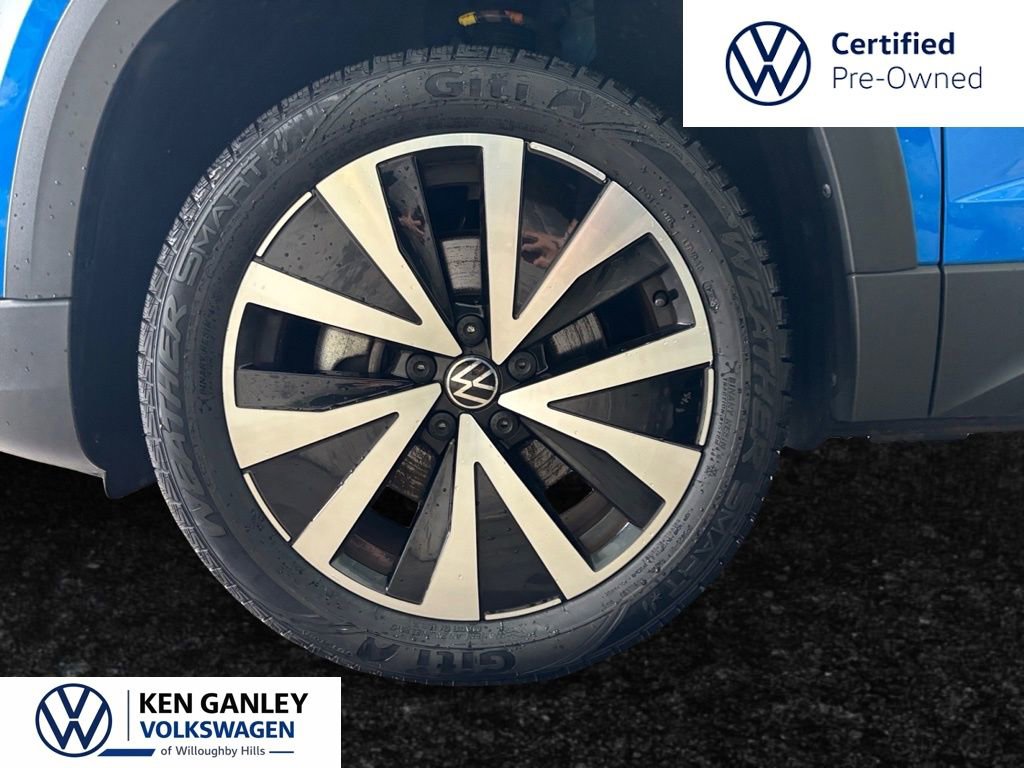 Used 2022 Volkswagen Taos SE w/ Panoramic Sunroof Package AWD/4WD image 8