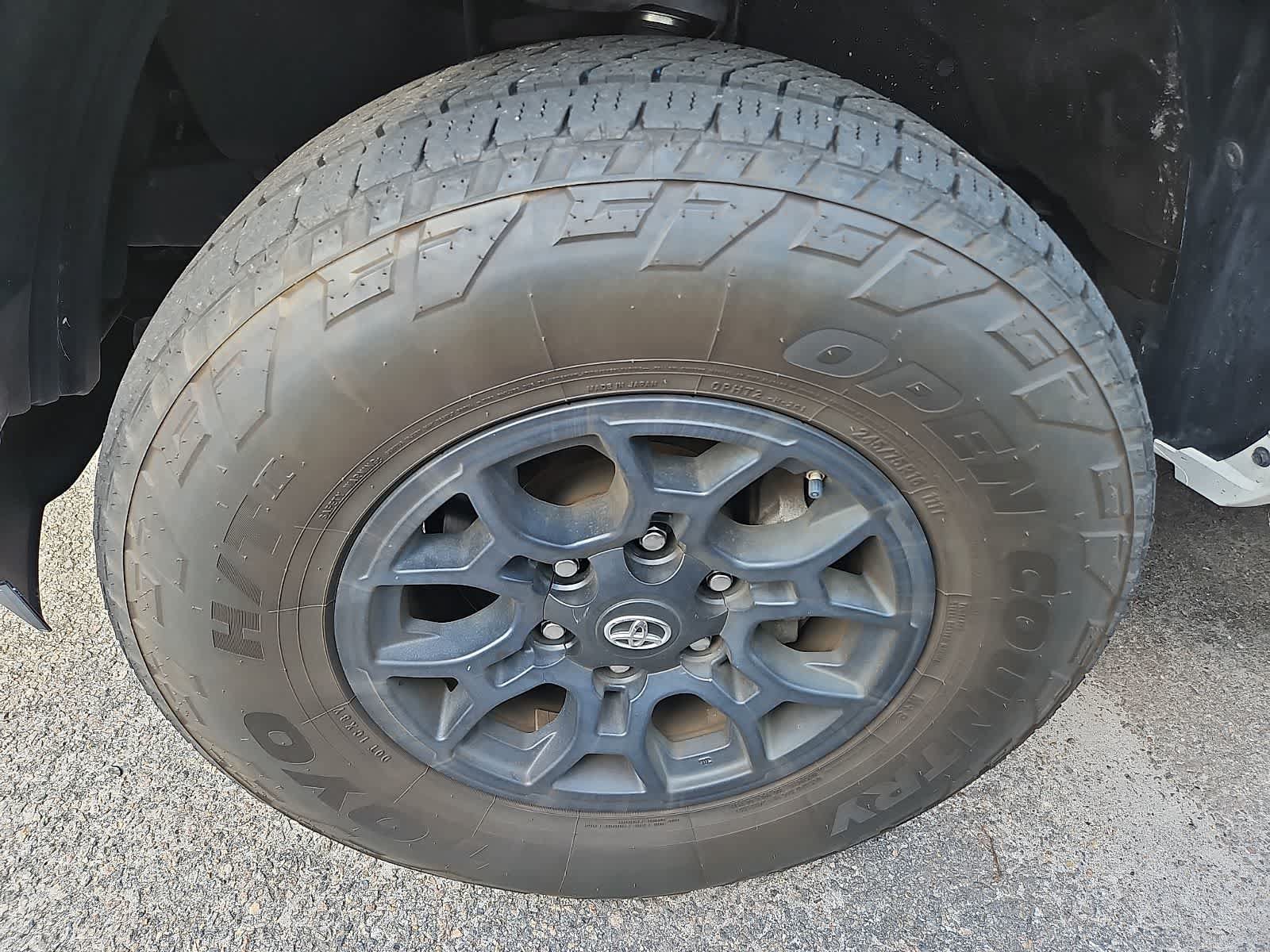 Used 2019 Toyota Tacoma SR5 RWD image 6