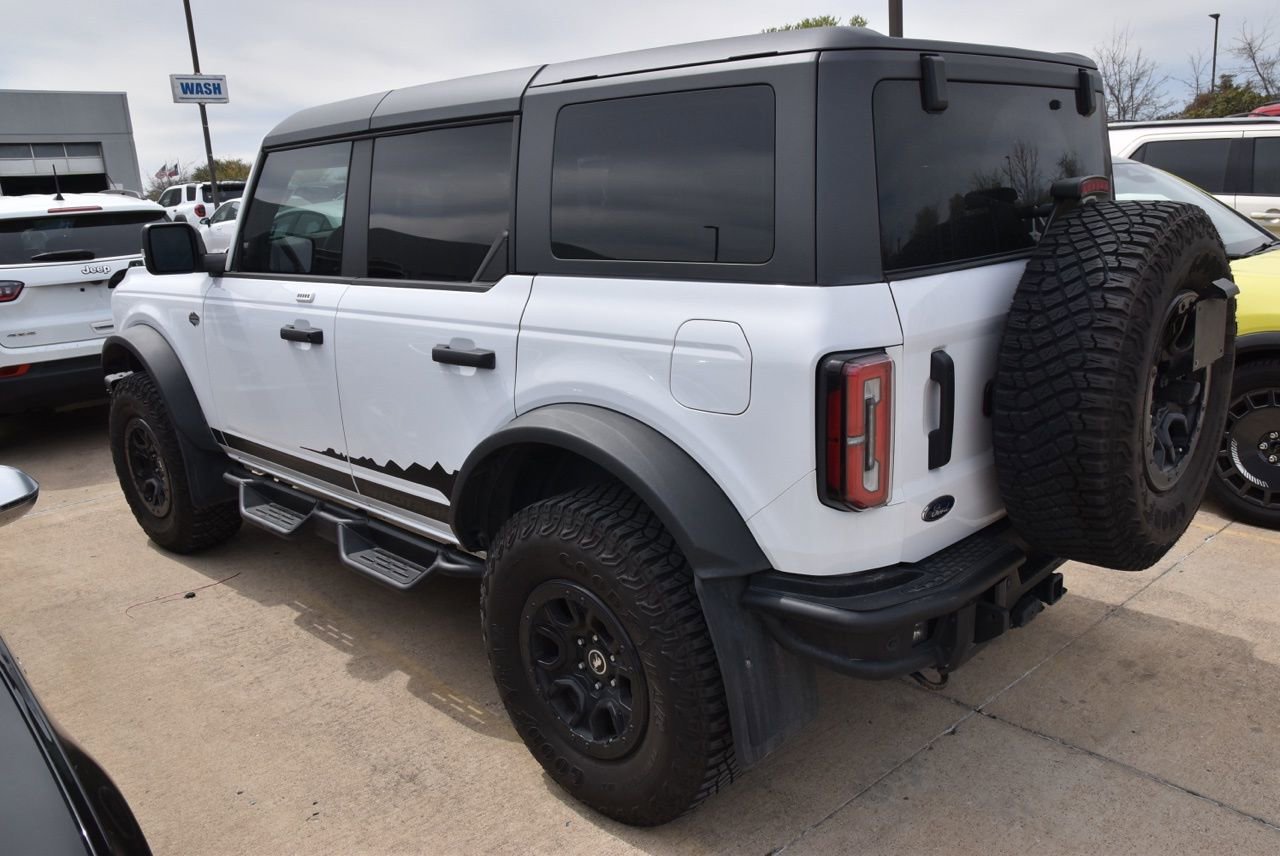 Used 2023 Ford Bronco Wildtrak image 8