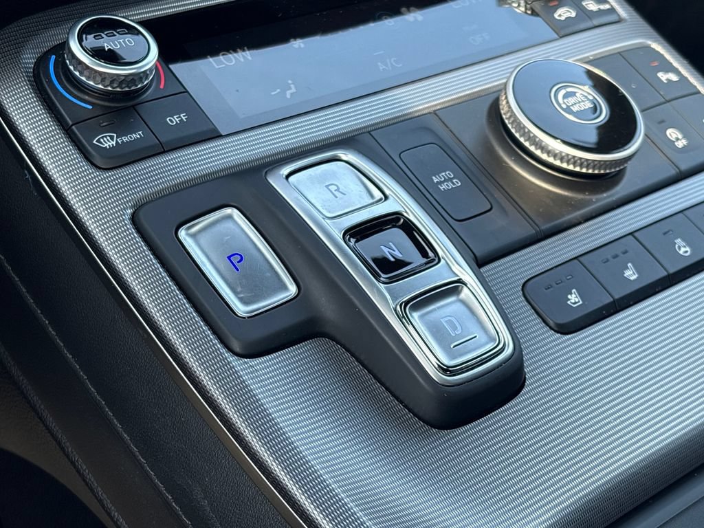 Certified 2024 Hyundai Palisade Calligraphy FWD image 23