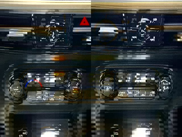 New 2026 Nissan Kicks SV image 15