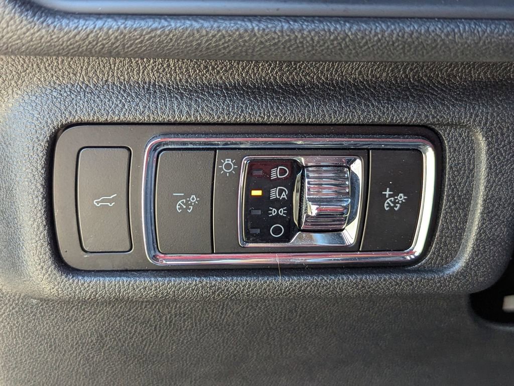 Used 2024 Lincoln Corsair Reserve image 30