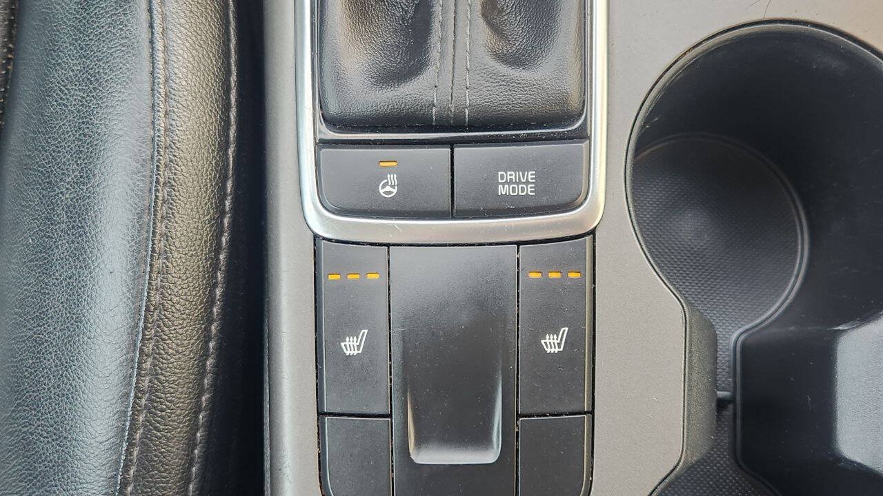 Used 2020 Kia Optima SE FWD image 14