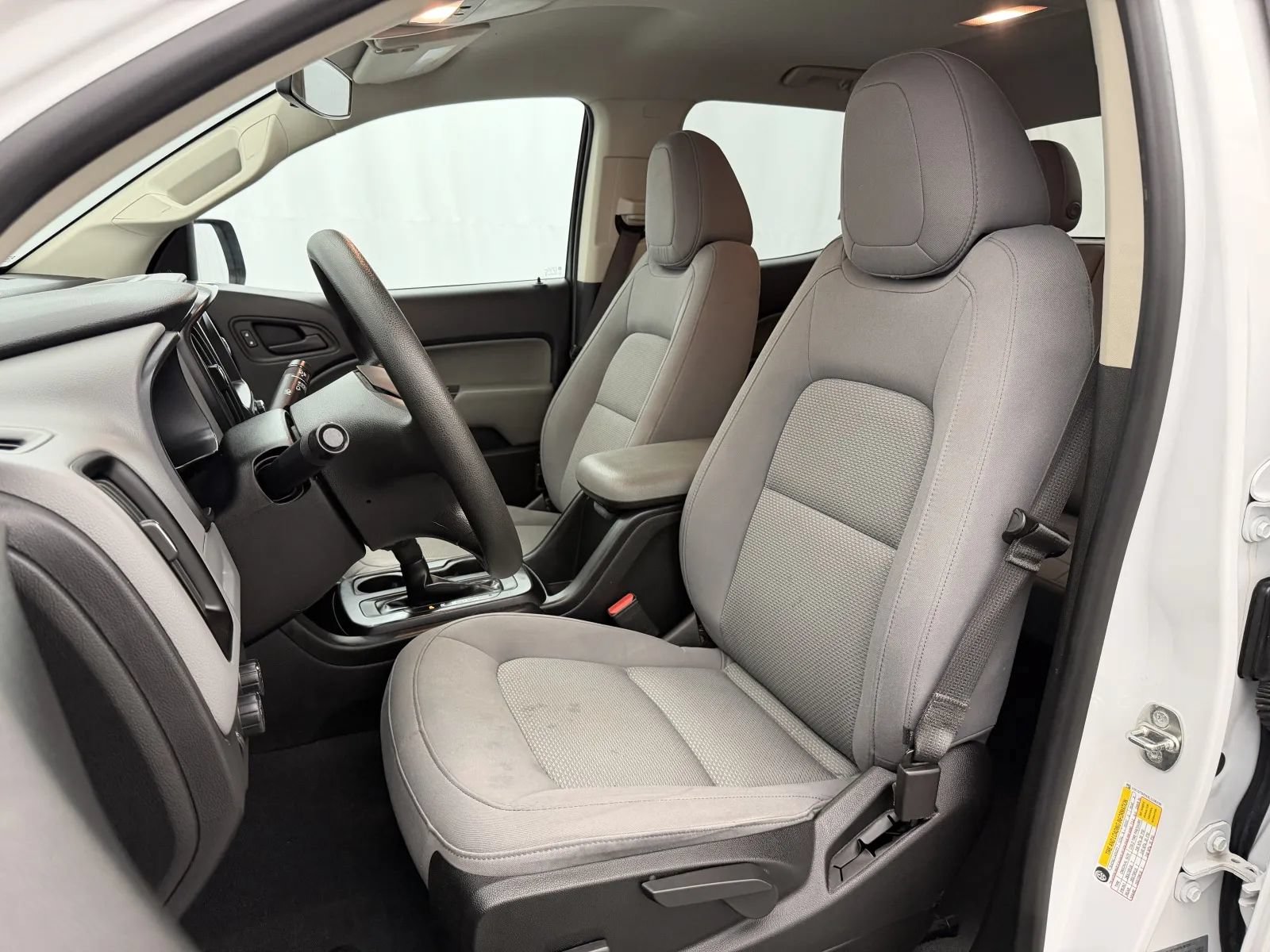 Used 2020 Chevrolet Colorado W/T w/ WT Convenience Package AWD/4WD image 10