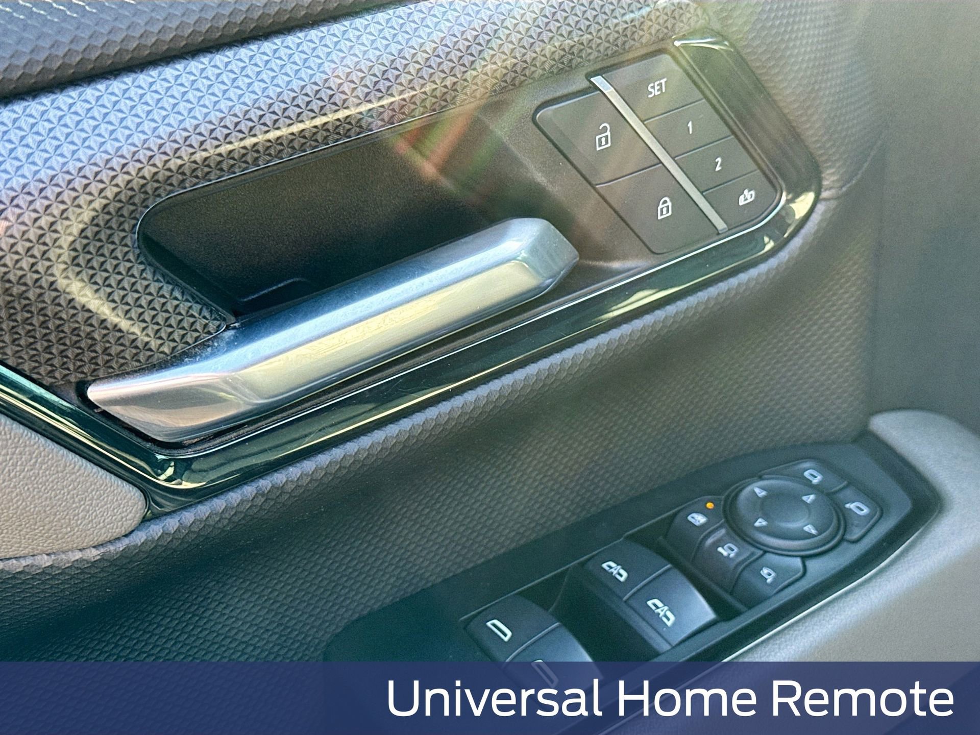 Used 2024 Chevrolet Silverado 2500 ZR2 w/ Technology Package image 23