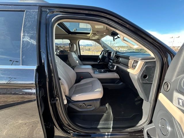Used 2024 Ford Expedition Max Limited image 30