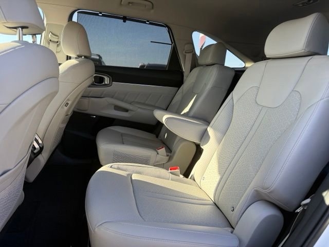 Used 2023 Kia Sorento SX Prestige AWD/4WD image 15