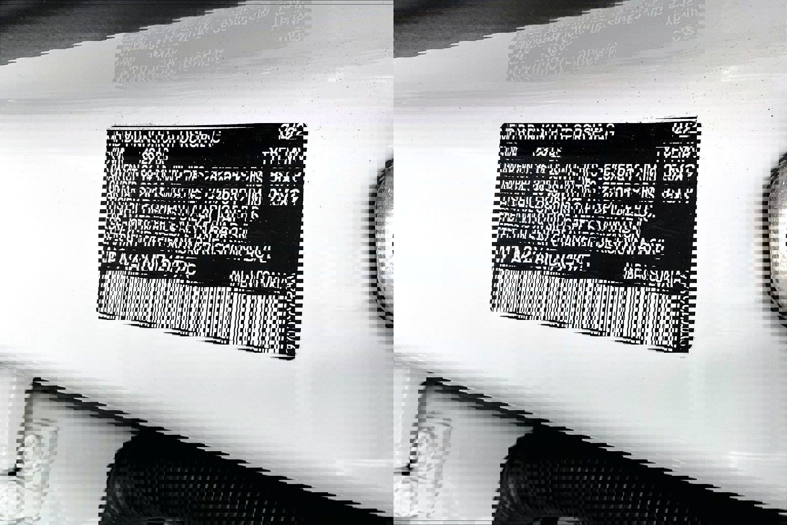 Used 2022 Porsche Cayenne Platinum Edition image 33