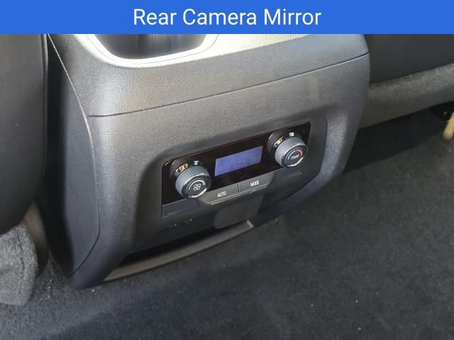 New 2026 Chevrolet Traverse LT w/ Sun and Wheel Package image 17