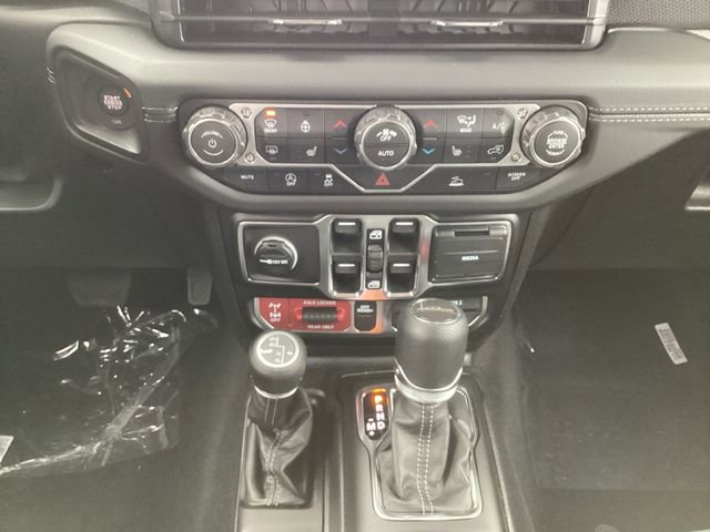 New 2026 Jeep Gladiator Mojave image 11