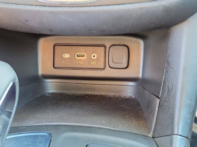 Used 2022 Chevrolet Equinox LT image 28