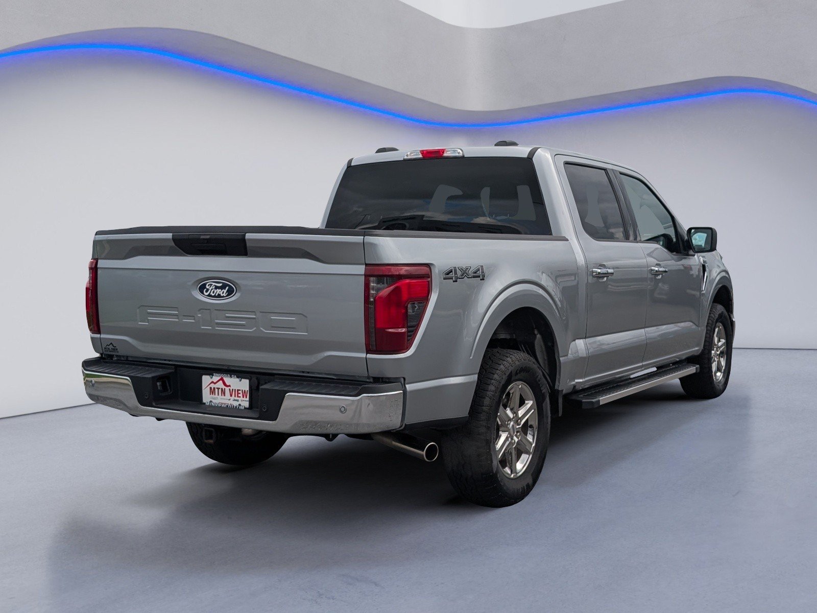 Used 2025 Ford F150 XLT w/ Equipment Group 301A Standard AWD/4WD image 9
