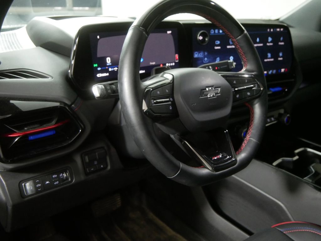 Used 2024 Chevrolet Silverado EV RST AWD/4WD image 12
