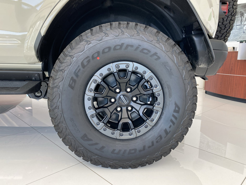 New 2025 Ford Bronco Raptor image 2