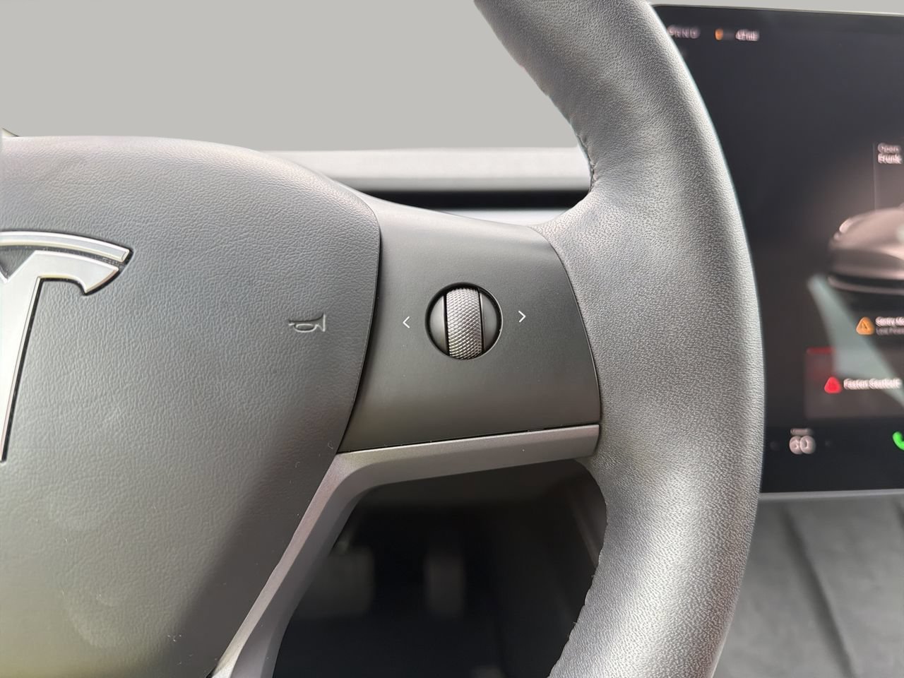 Used 2023 Tesla Model 3 Standard Range RWD image 26
