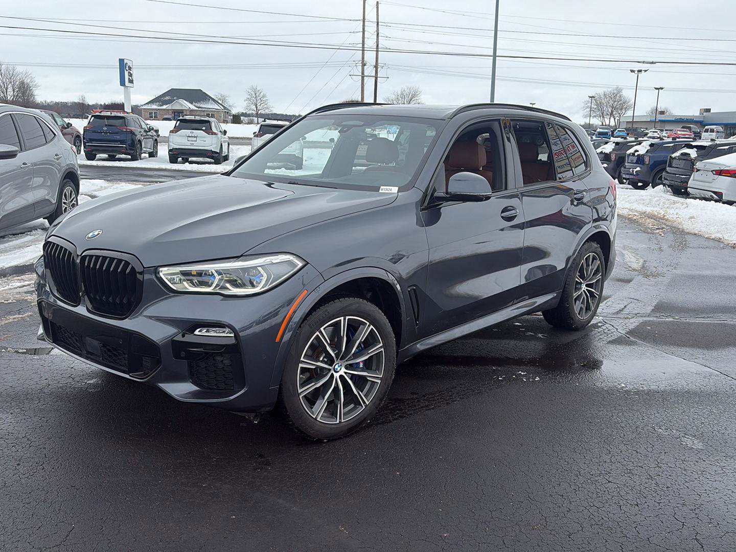 Used 2021 BMW X5 M50i w/ Executive Package image 1