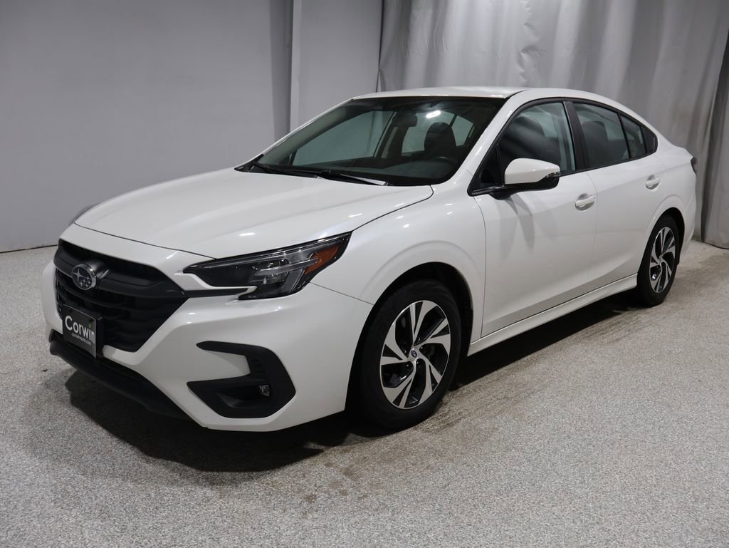 Used 2025 Subaru Legacy Premium image 5