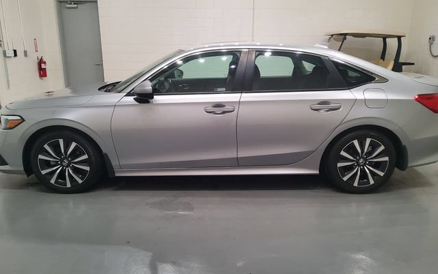 Used 2023 Honda Civic EX image 5