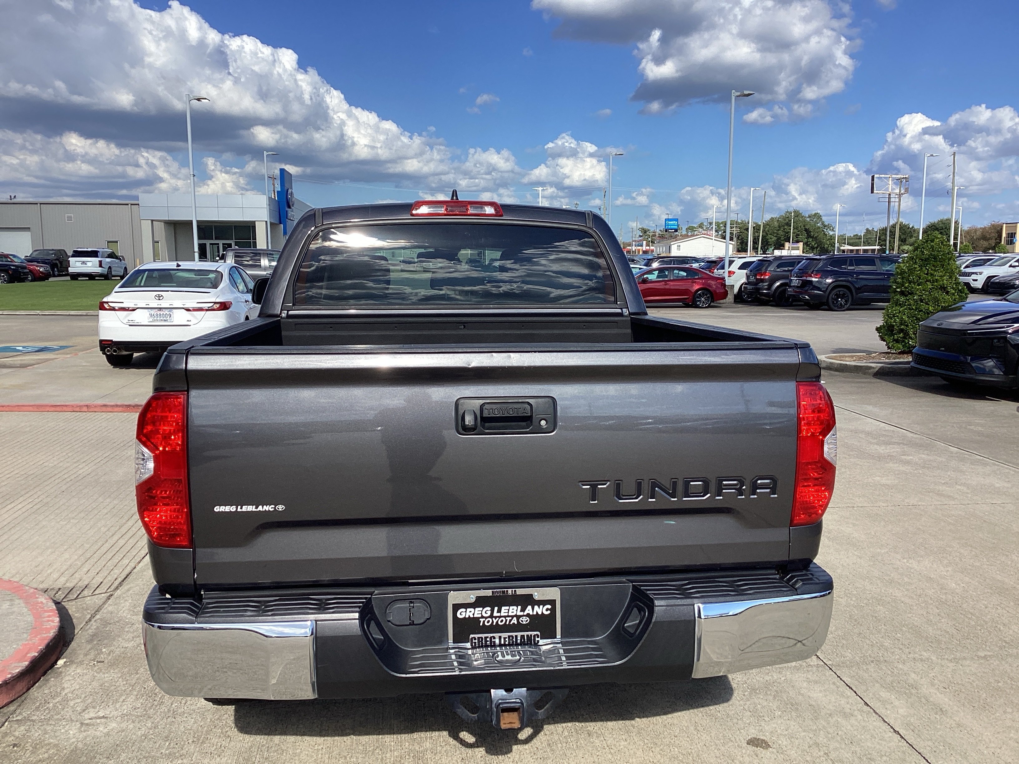 Used 2021 Toyota Tundra SR5 w/ SR5 Leather Package RWD image 6