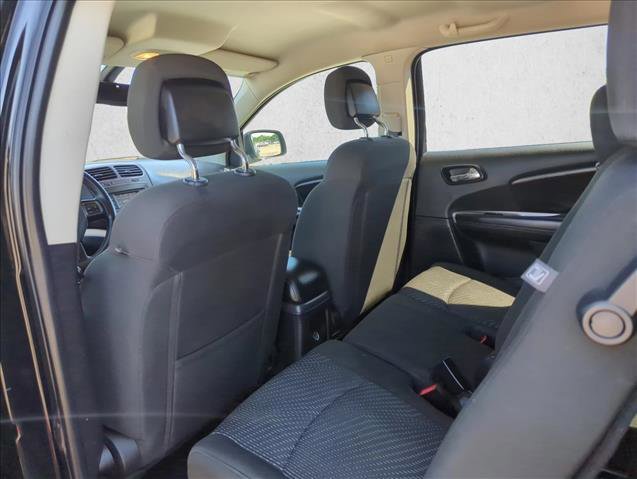 Used 2020 Dodge Journey SE w/ Blacktop Package FWD image 15