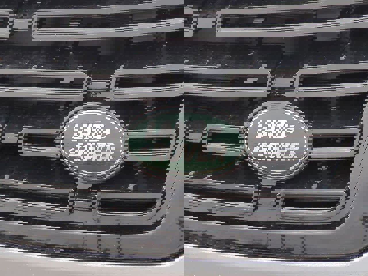 New 2025 Land Rover Range Rover Sport SE image 11