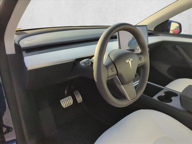 Used 2024 Tesla Model Y Performance AWD/4WD image 13