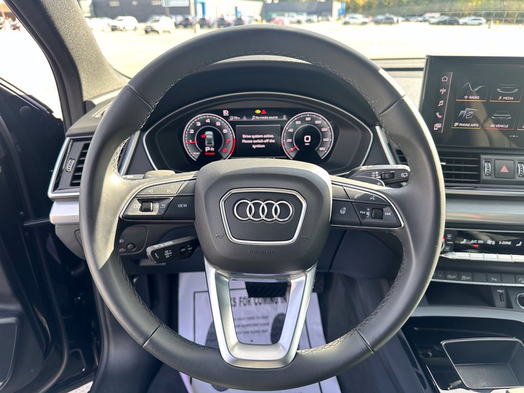 Used 2025 Audi Q5 2.0T Premium w/ Convenience Plus Package AWD/4WD image 12